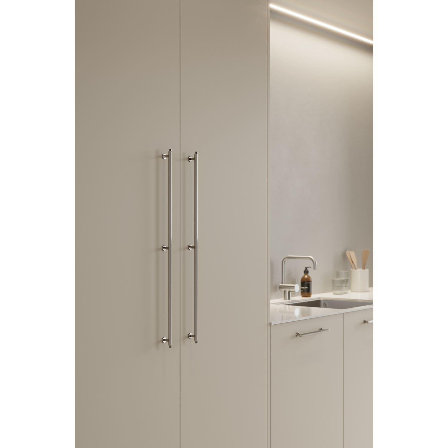 Greep VILLA LONG BA640 L690 alu + zamak nikkel